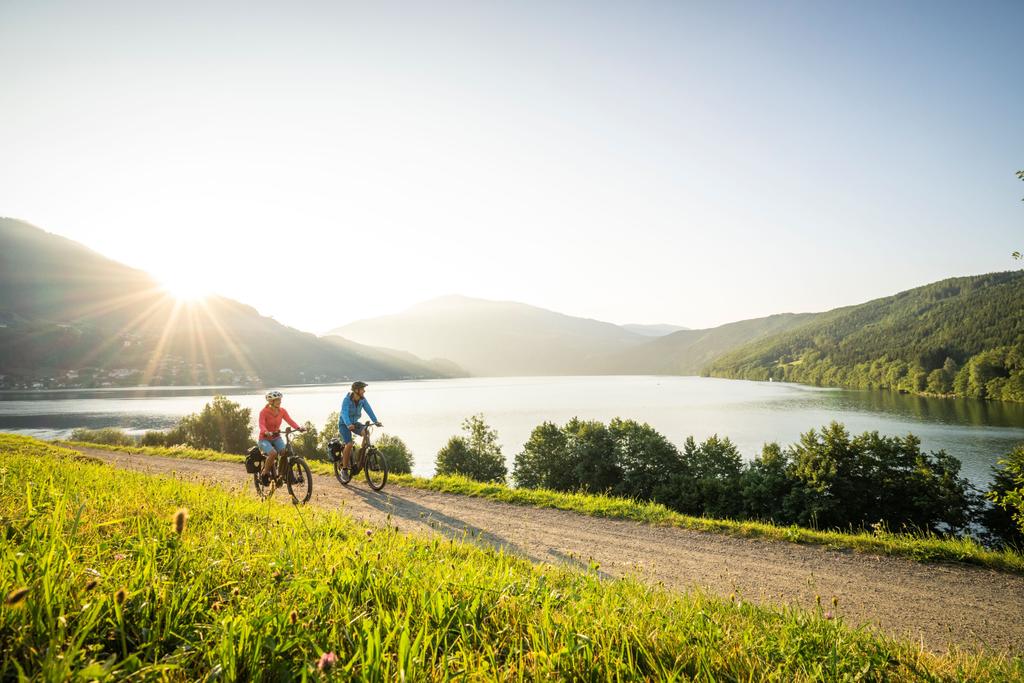 Seeberührungen sind am Millstätter See Radweg garantiert
