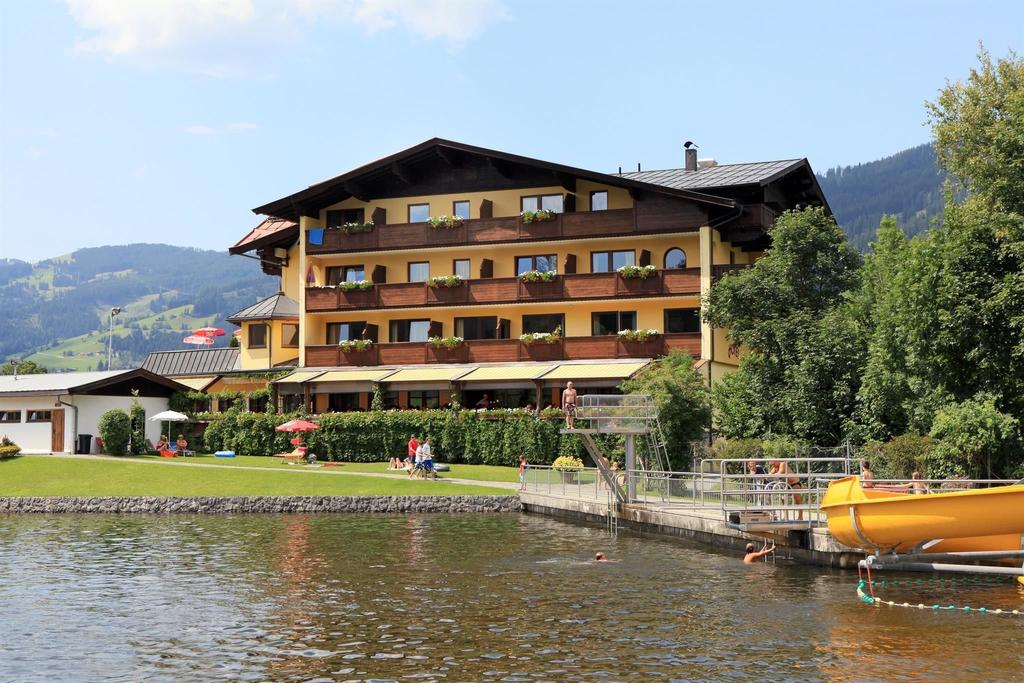 Hotel Seehof Außenansicht Sommer