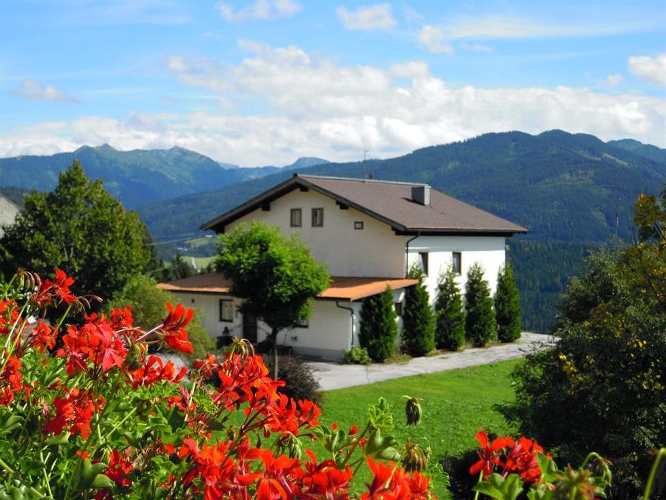 Haus im Sommer