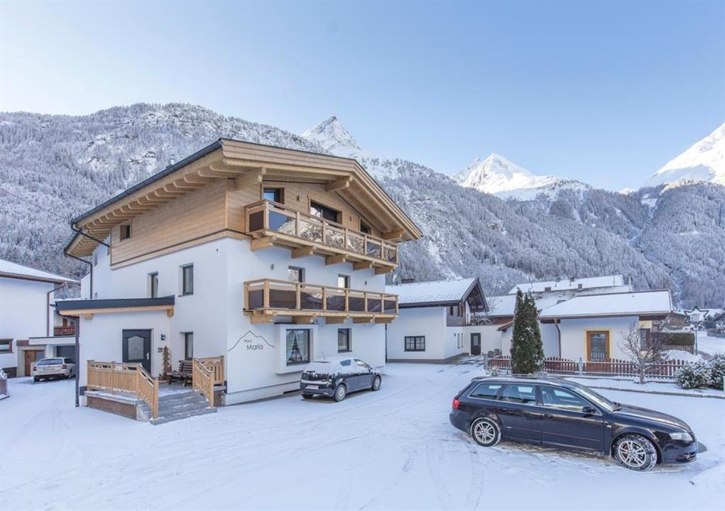 Hausansicht Winter