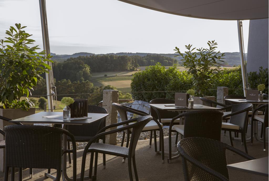herrlicher Ausblick von der Whiskydestillerie