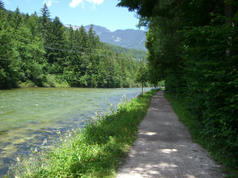 Traunreiterweg im Sommer