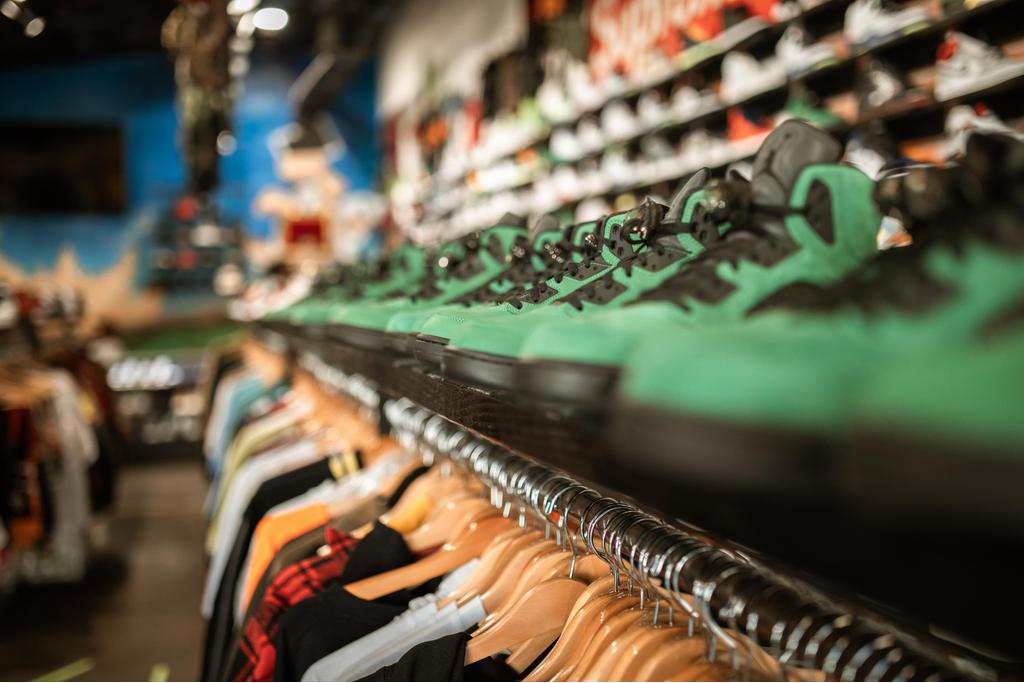 Sportgeschäft @Pexels