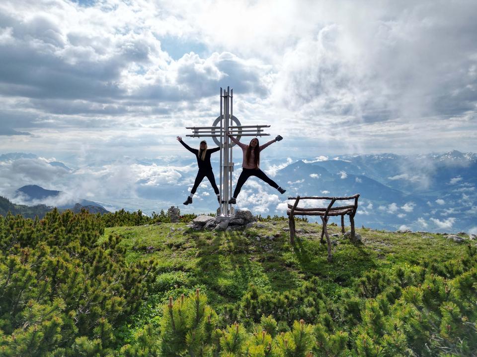 Gipfelkreuz Latschberg, CCE Wanderdörfer