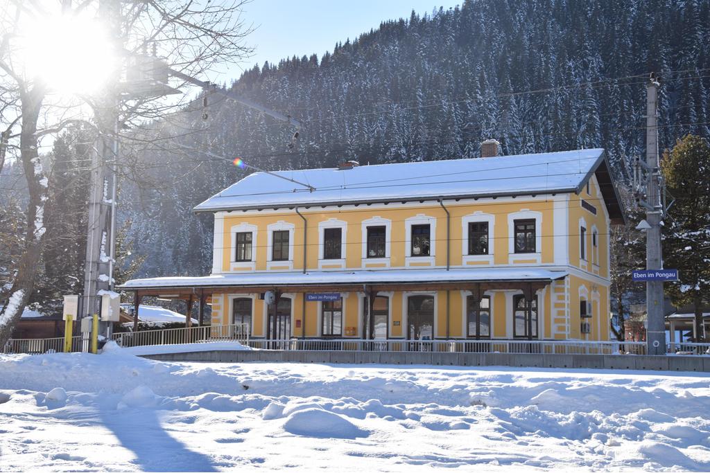 Bahnhof Eben im Pongau Winter