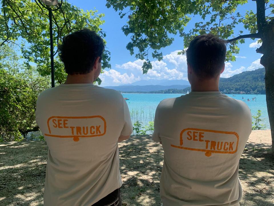 Logo T-shirt