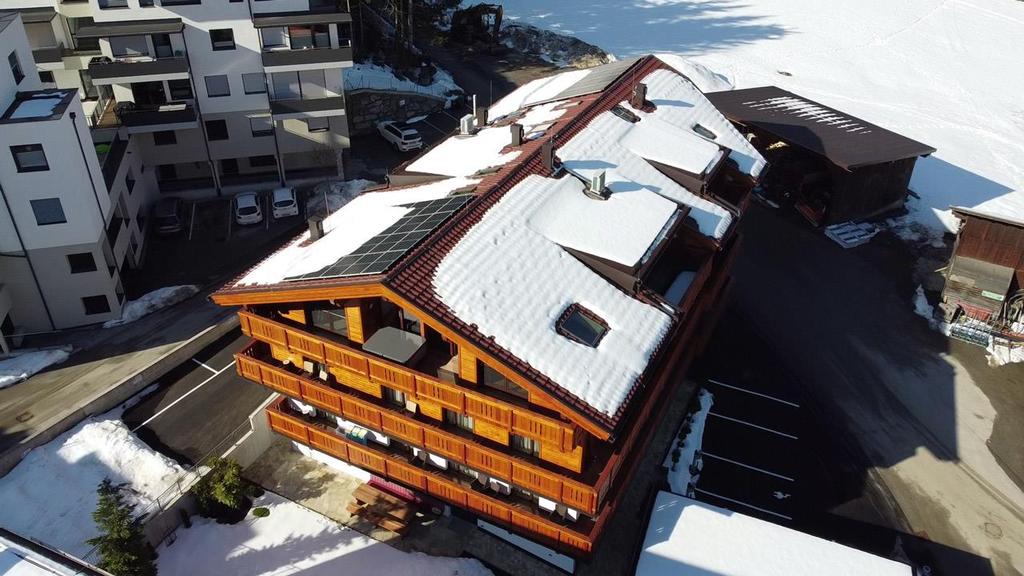 1_Building_2