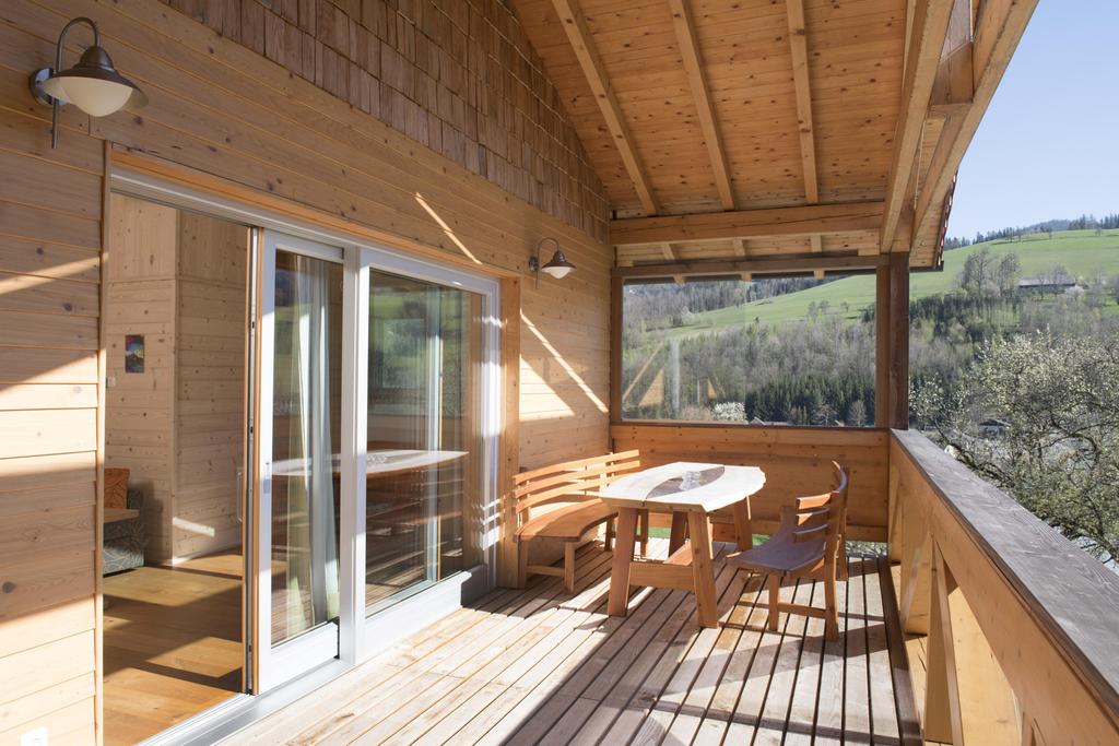 Loggia Waldesche mit Blick ins Grüne