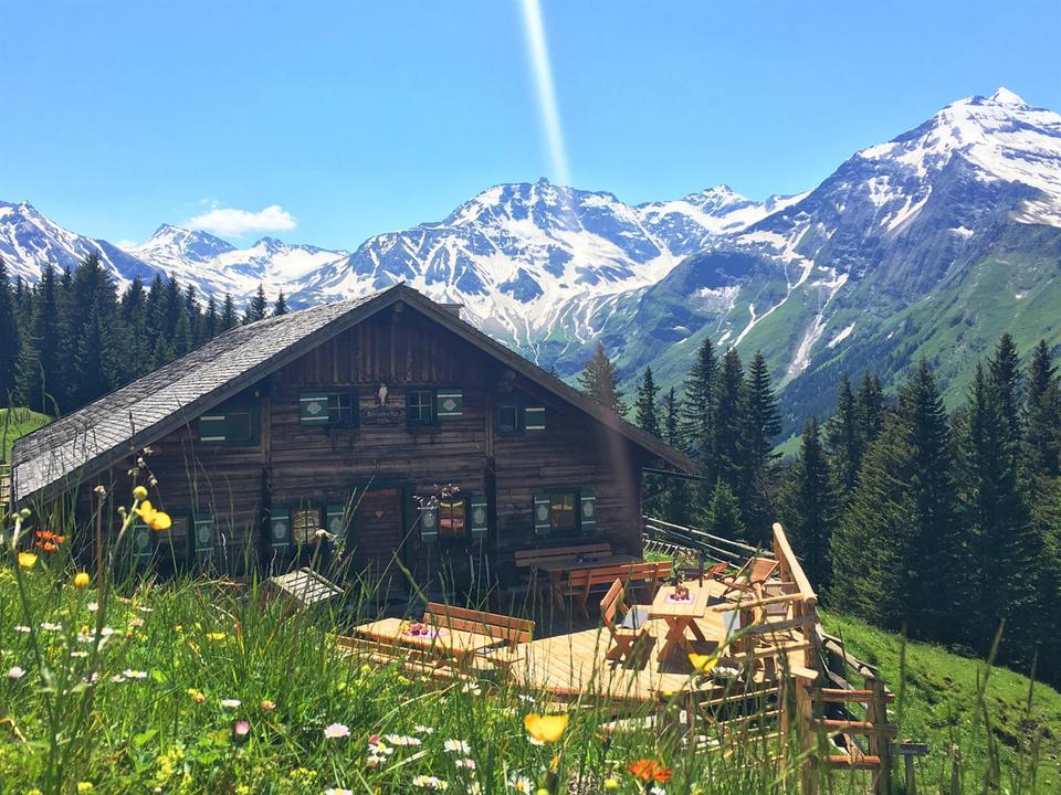 Mitterastenalm mit Sonnblick