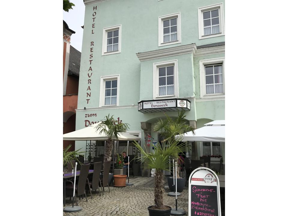 Hotel Restaurant Donaueck Eingang
