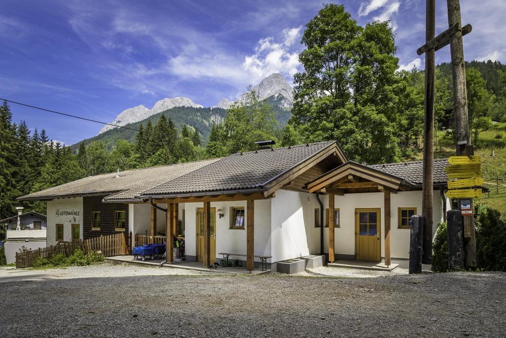 Große Selbstversorgerhütte für Gruppen