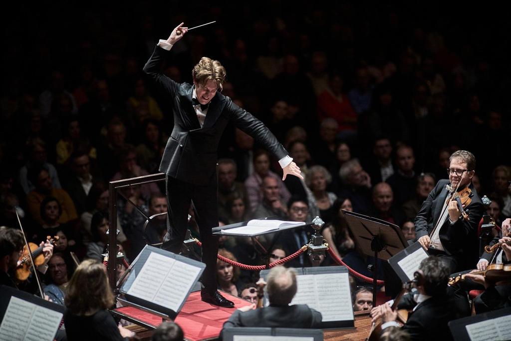 Klaus-Mäkelä & Roya Concertgebouw Orchestra