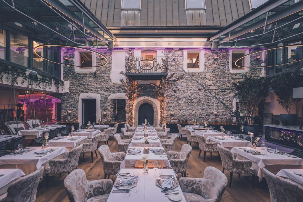 Restaurant Klosterhof und Romeo & Julia Tisch 1