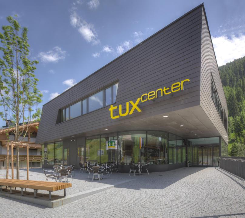Tux-Center bei Tag