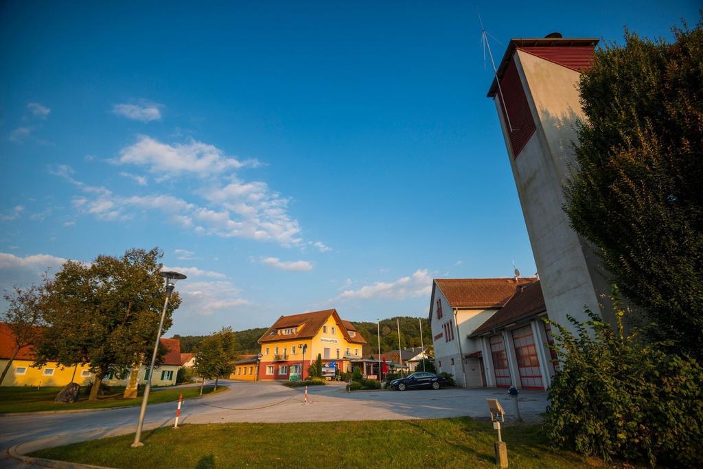Ortsteil Mühldorf mit Gasthaus Amschl