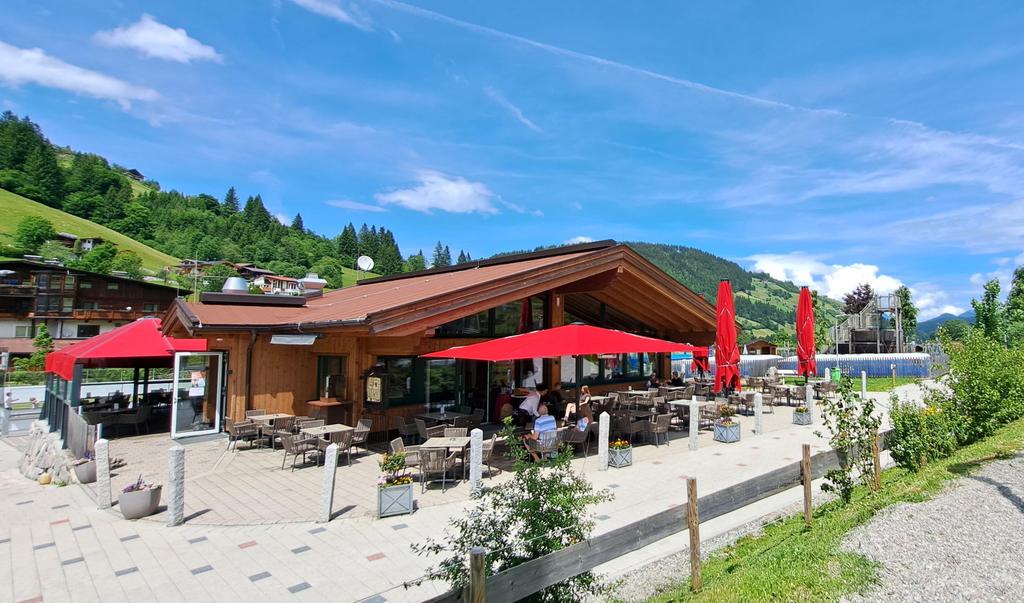 Drachenherz Terrasse  Sommer