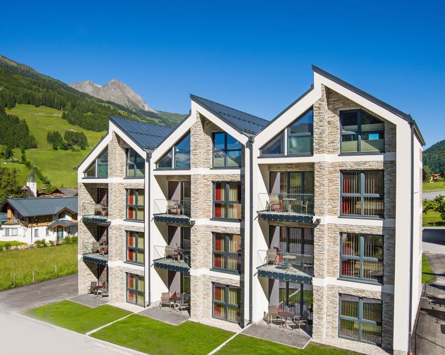 Bergparadies-Dorfgastein-Appartement-Haus-Sommer