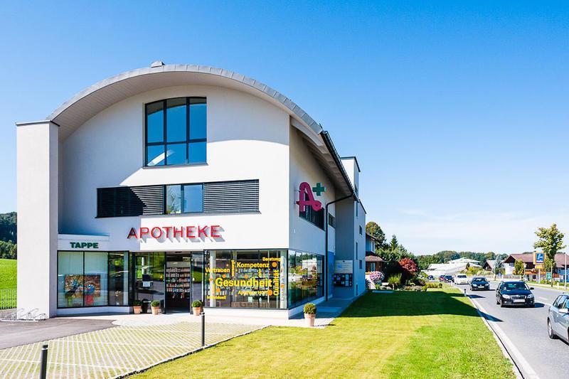 Apotheke und Ärztezentrum Hof
