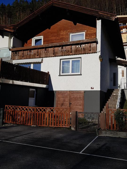 Hausansicht Sommer