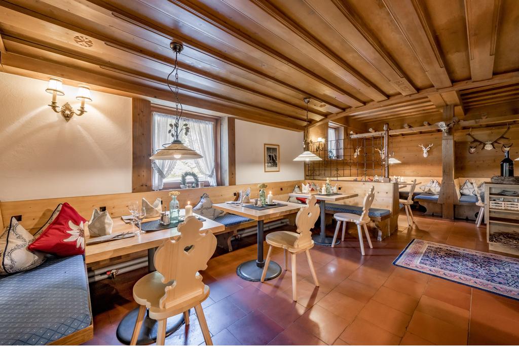 Tiroler Stub'm, Restaurant im Inntalerhof 1