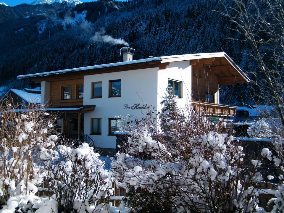 Haus im Winter Ri Süd Ost