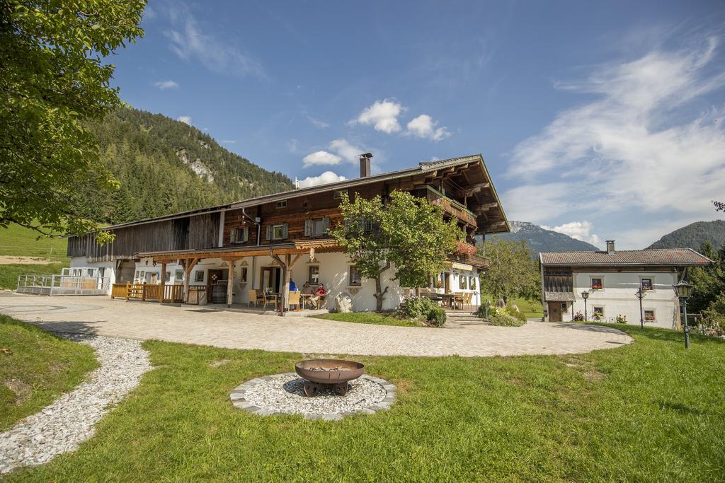Die Lärchenhof Hundsbichl Alm im Sommer