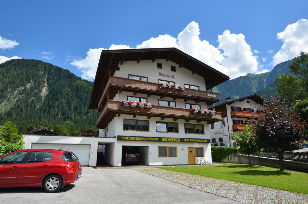 Das Monika West Sommer (11)