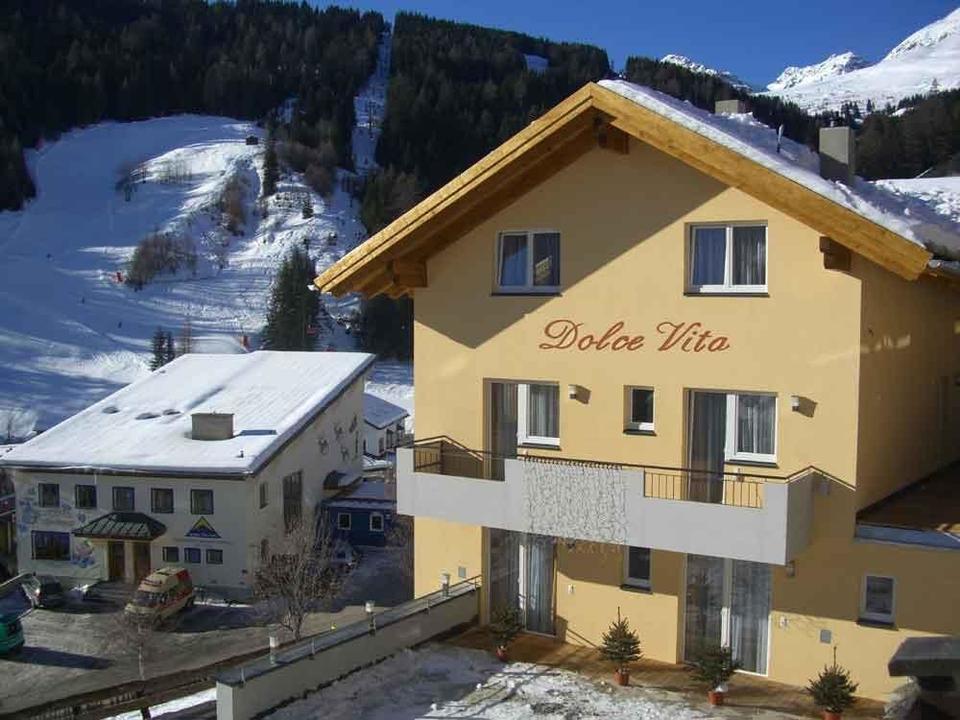 Dolce Vita Hausansicht Winter