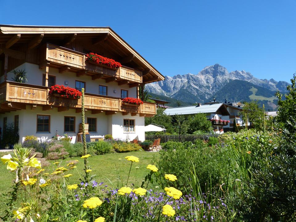 Almerde_Sommer_außen