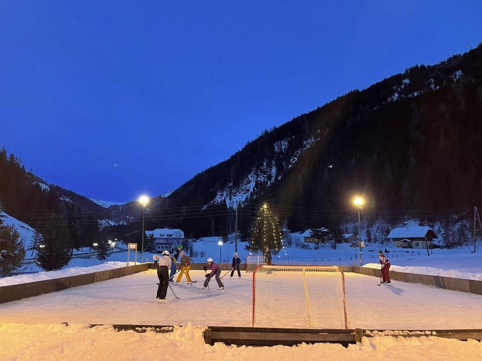 Eislaufplatz Innerkrems