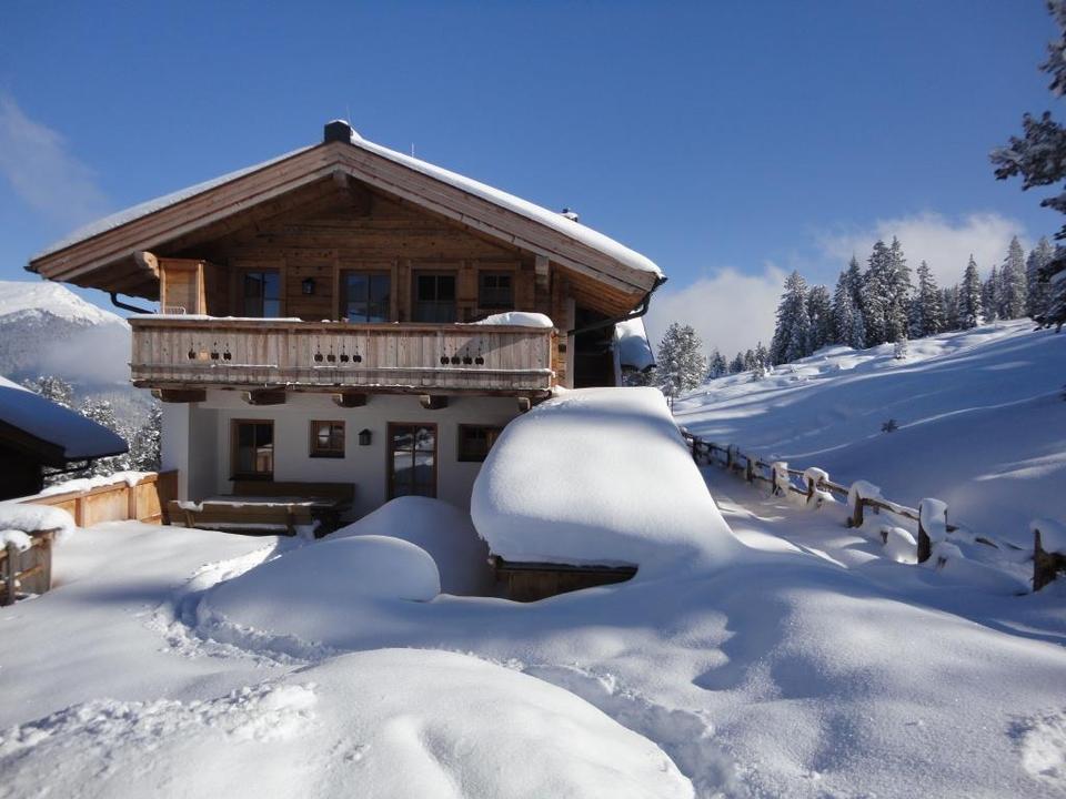 Skihütte Lang im Winter