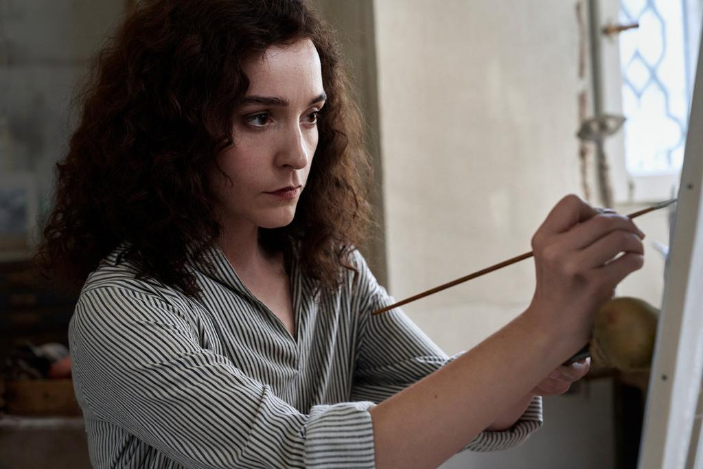 Leonora_im_Morgenlicht_Still_klein ©Dragonfly-Films_Alamode_Film.jpg