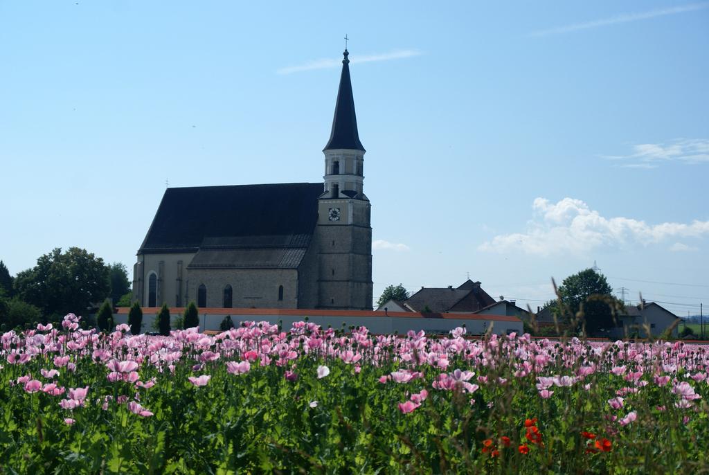 Pfarrkirche St. Laurenz