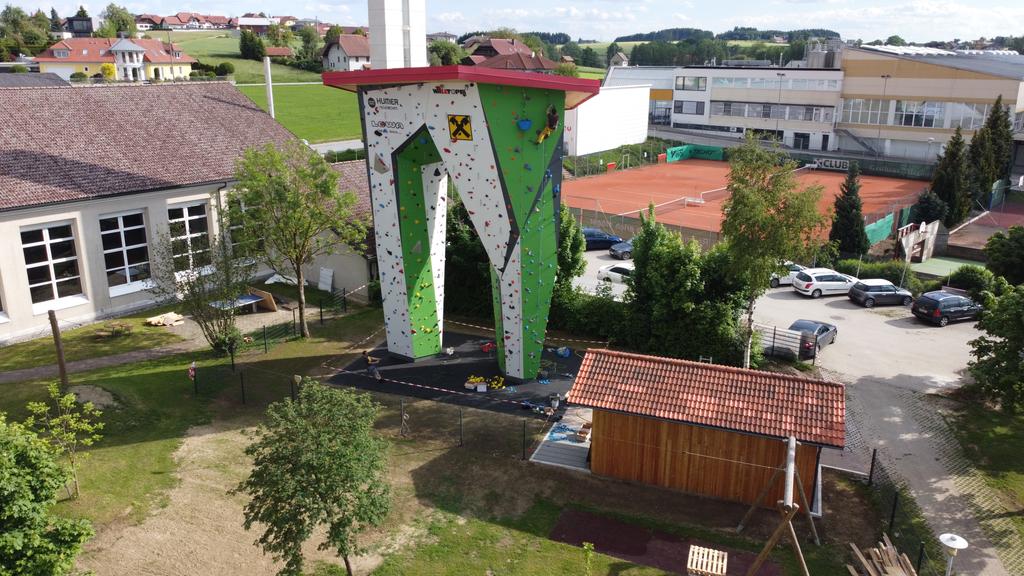 Kletterwand des Alpenverein Waizenkirchen