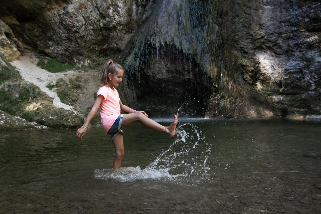 Kind Wasserfall
