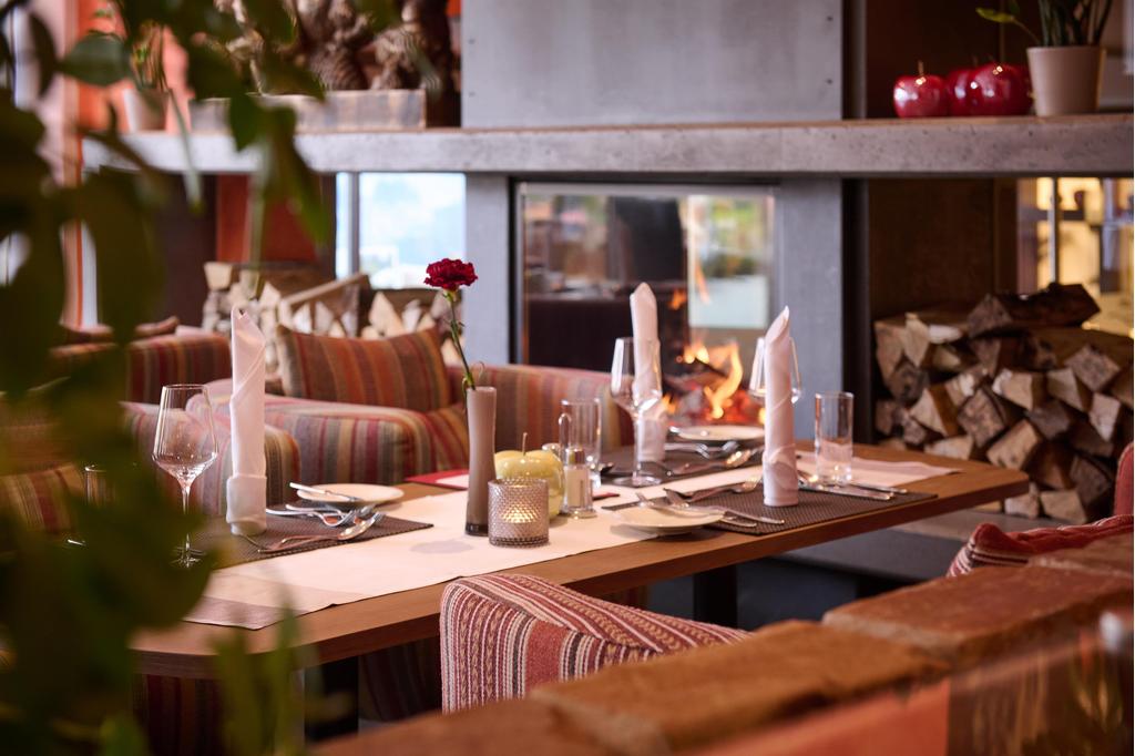 Hotel-Bar, Hotel-Restaurant1