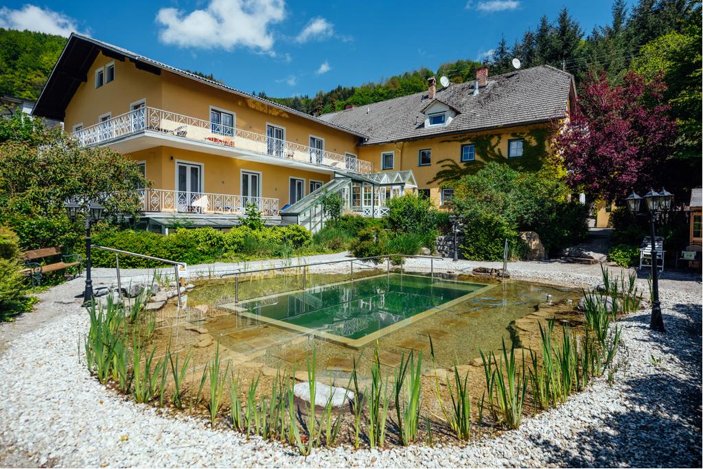 Hotel_Gartenansicht