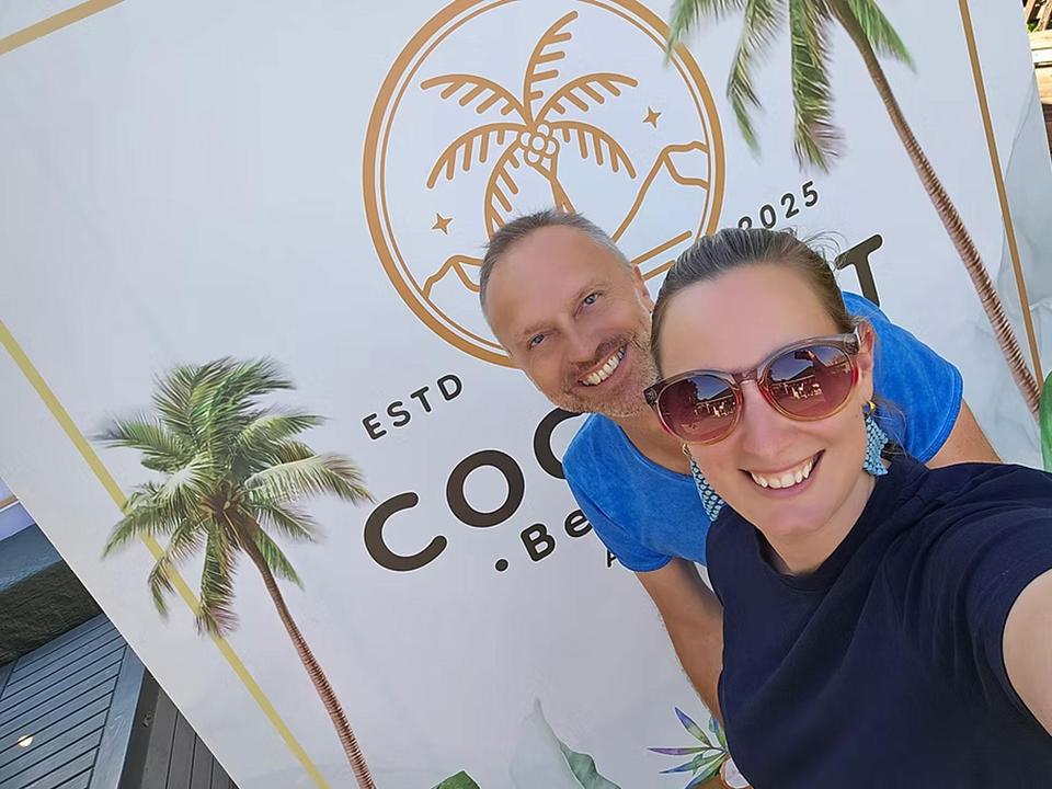 Coconut Beach-Bar Mariann Deak & Georg Neuhauser