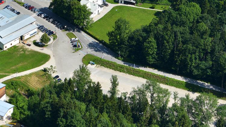 Luftbildaufnahme Parkplatz der Katrin Seilbahn