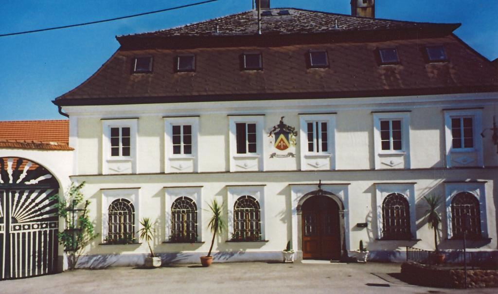 Außenansicht Jugendpension Fruhstorfer