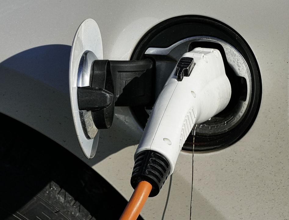 electric-car-2862381_1920.jpg