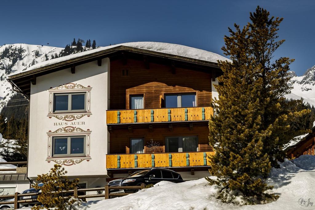 Hausansicht_Haus_Auer
