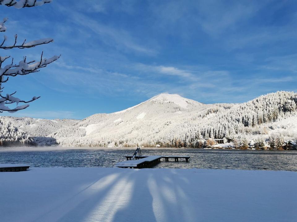 Erlaufsee mit Gemeindealpe im Winter