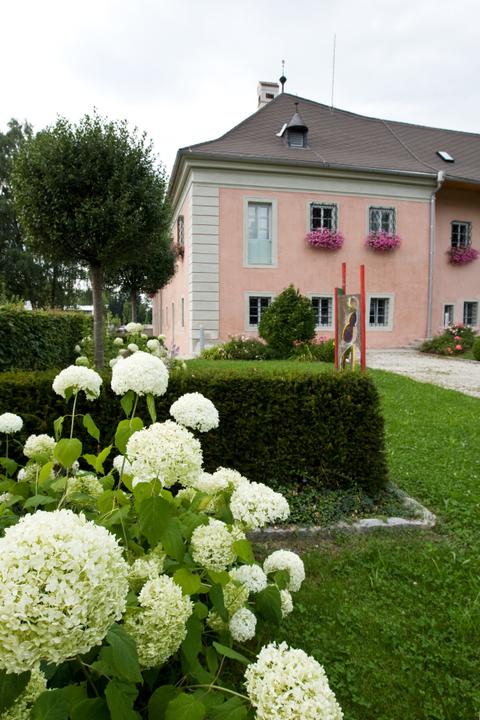 Kulturzentrum Schloss Neupernstein