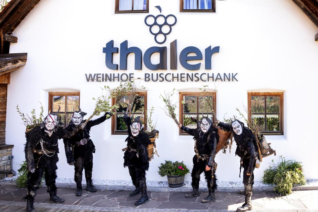Perchten - Weinhof Buschenschank Thaler