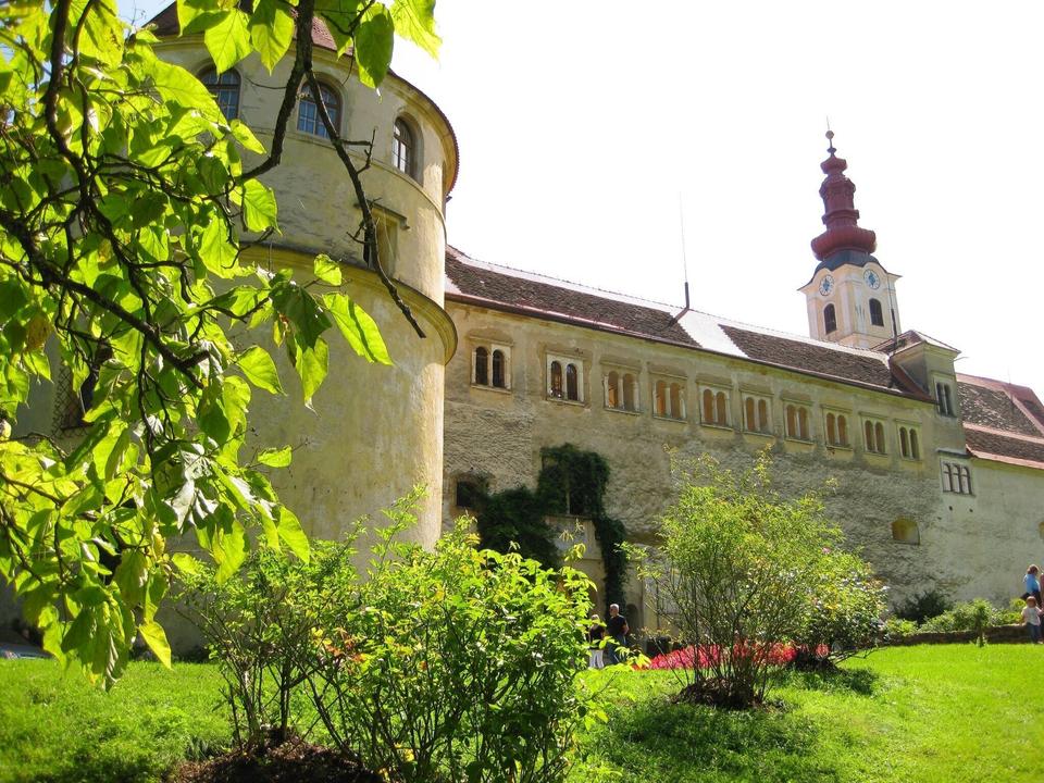 Schloss Hollenegg