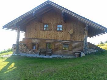 Hütte von vorne