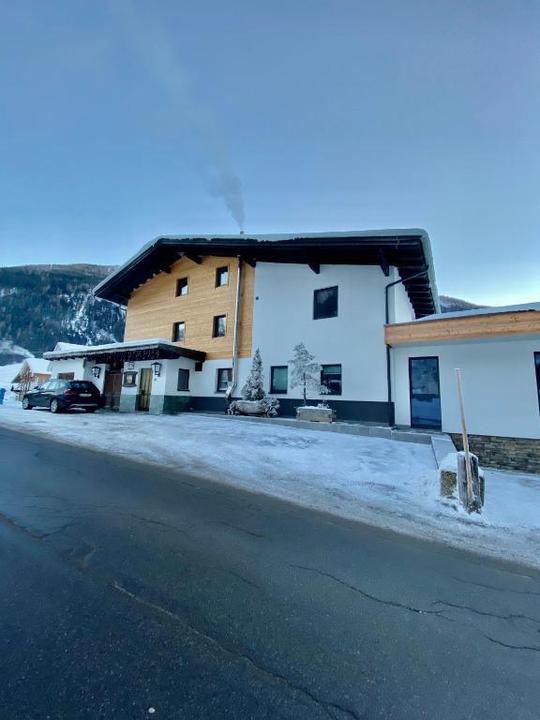 Haus Bucher