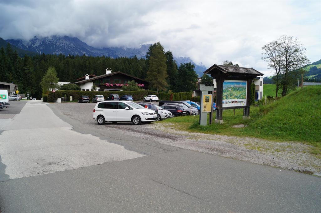 Söll_Parkplatz Franzlhof_Wilder Kaiser