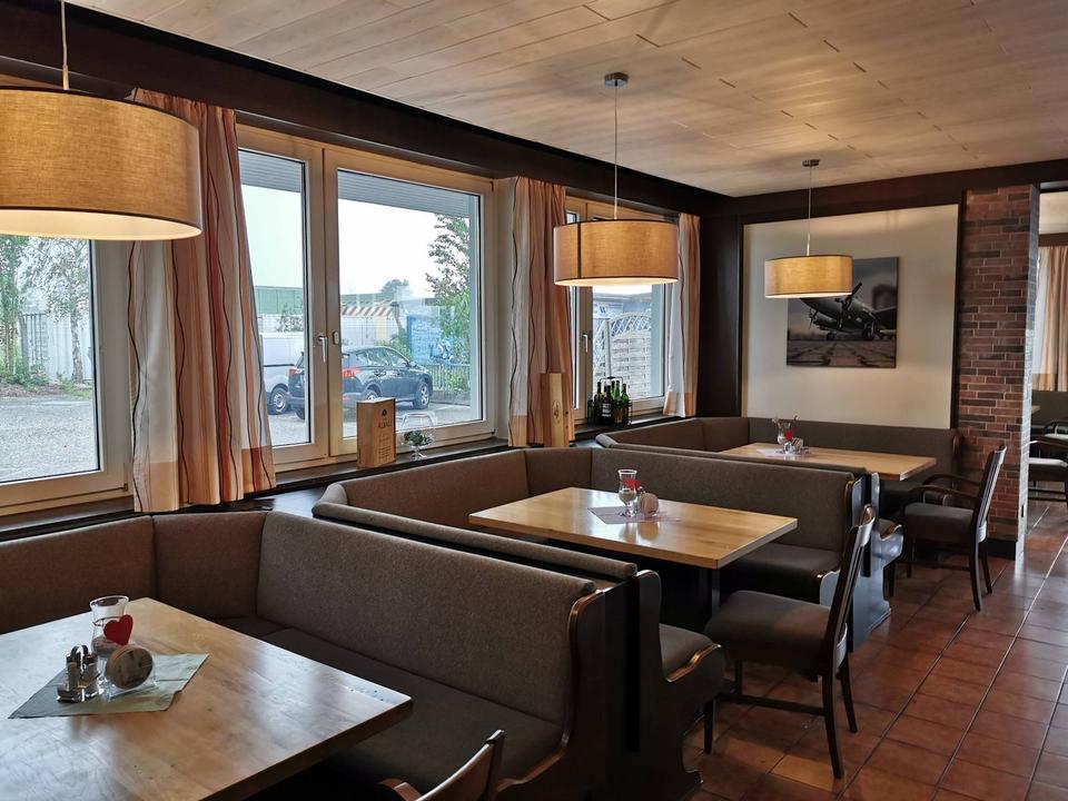 restaurant12